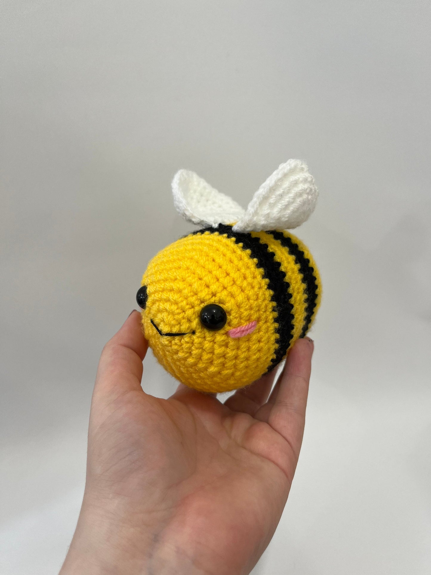 MEDIUM Crochet Bee