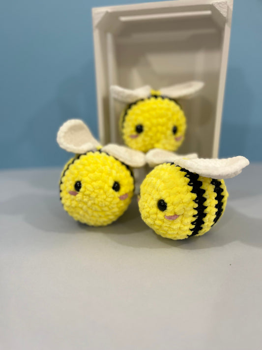 Crochet Bee Plushie - Stress Buddy - Desk Pet